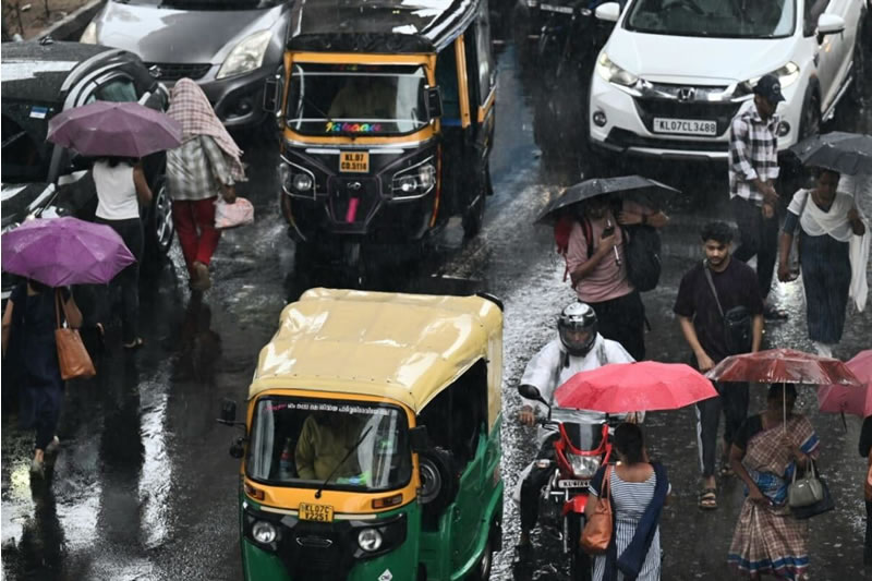 Monsoon to make early arrival over Kerala