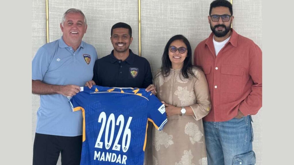ISL 2024 25 Chennaiyin FC sign experienced Indian defender Mandar Rao Dessai